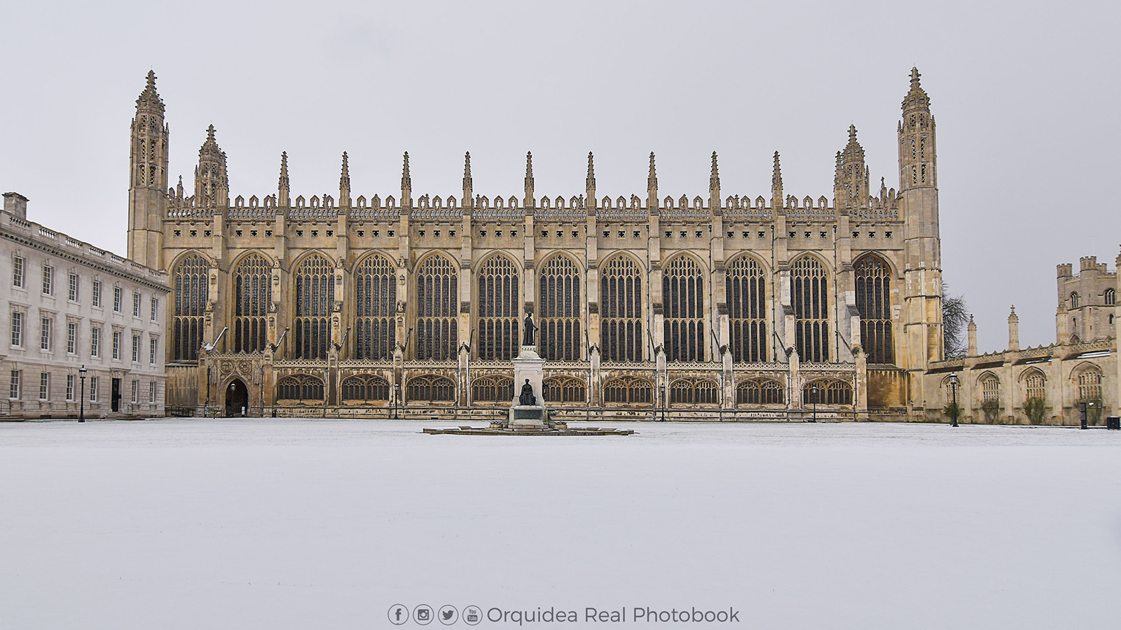 King's college chapel in the snow.